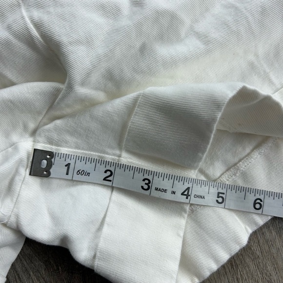 Boden Linen Blend Carrie High Waist Shorts In‎ Ivory - Picture 3 of 9